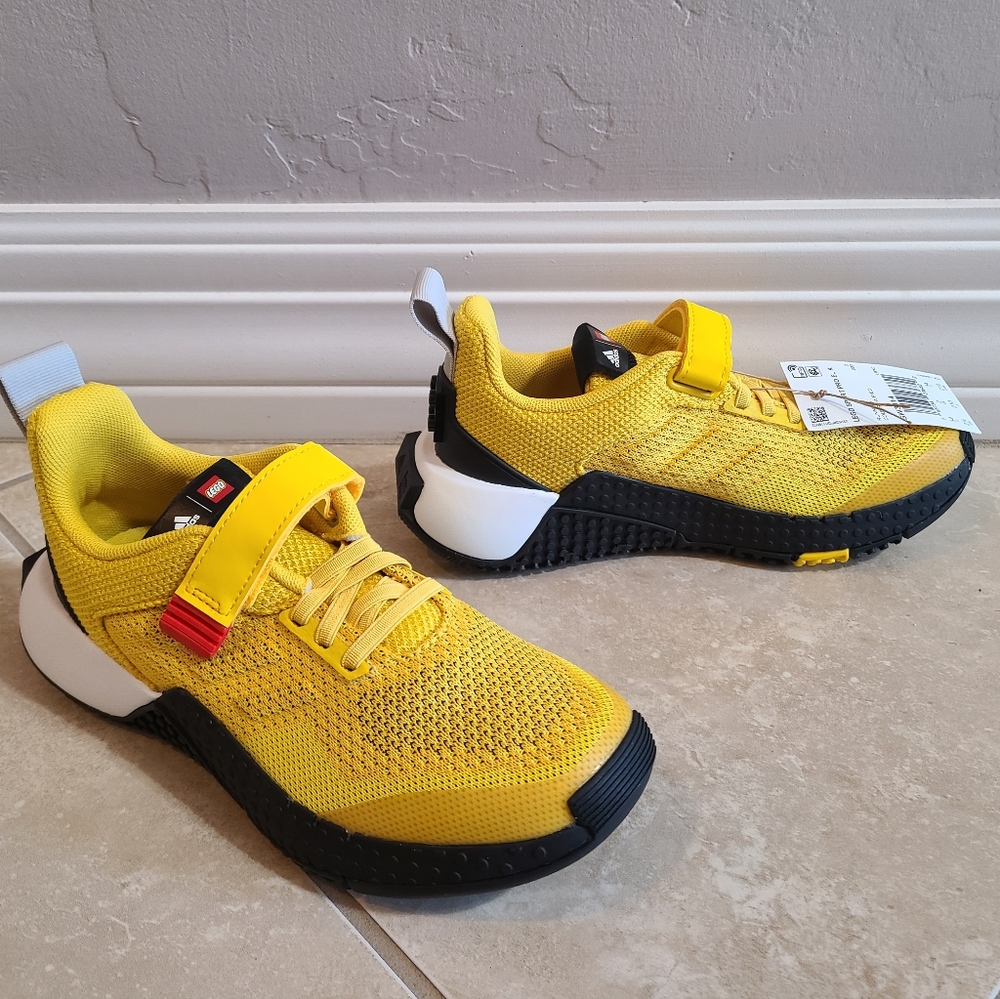 Adidas x Lego Sport Pro El K Boys Kids Sneaker Shoes in Yellow